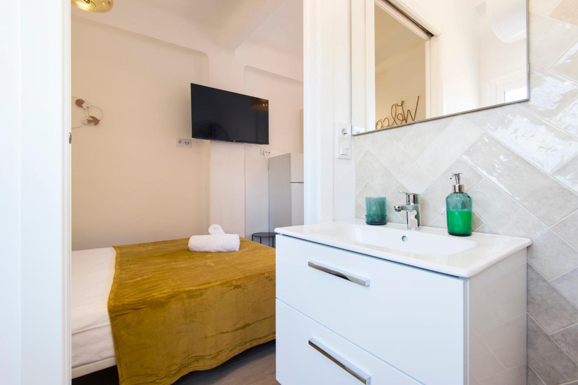 Apartment Malaga Tour Museums Constitucion Square Exterior foto